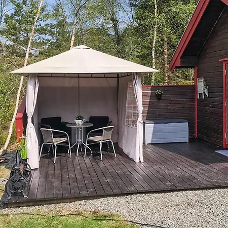 度假居 2 Bedroom Awesome In *